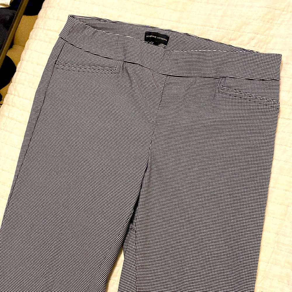 Adrienne Vittadini pull-on straight houndstooth pants size 10